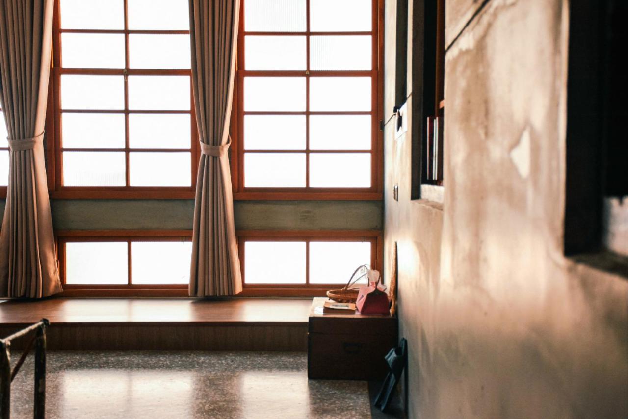 Loku. Tainan Hotell Exteriör bild